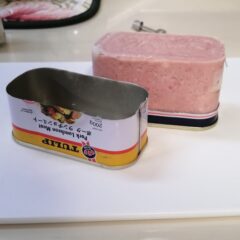 ランチョンミートで魚を釣る方法